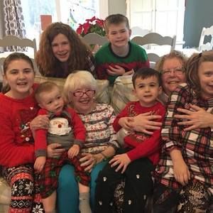 Meet your Posher, Leslie